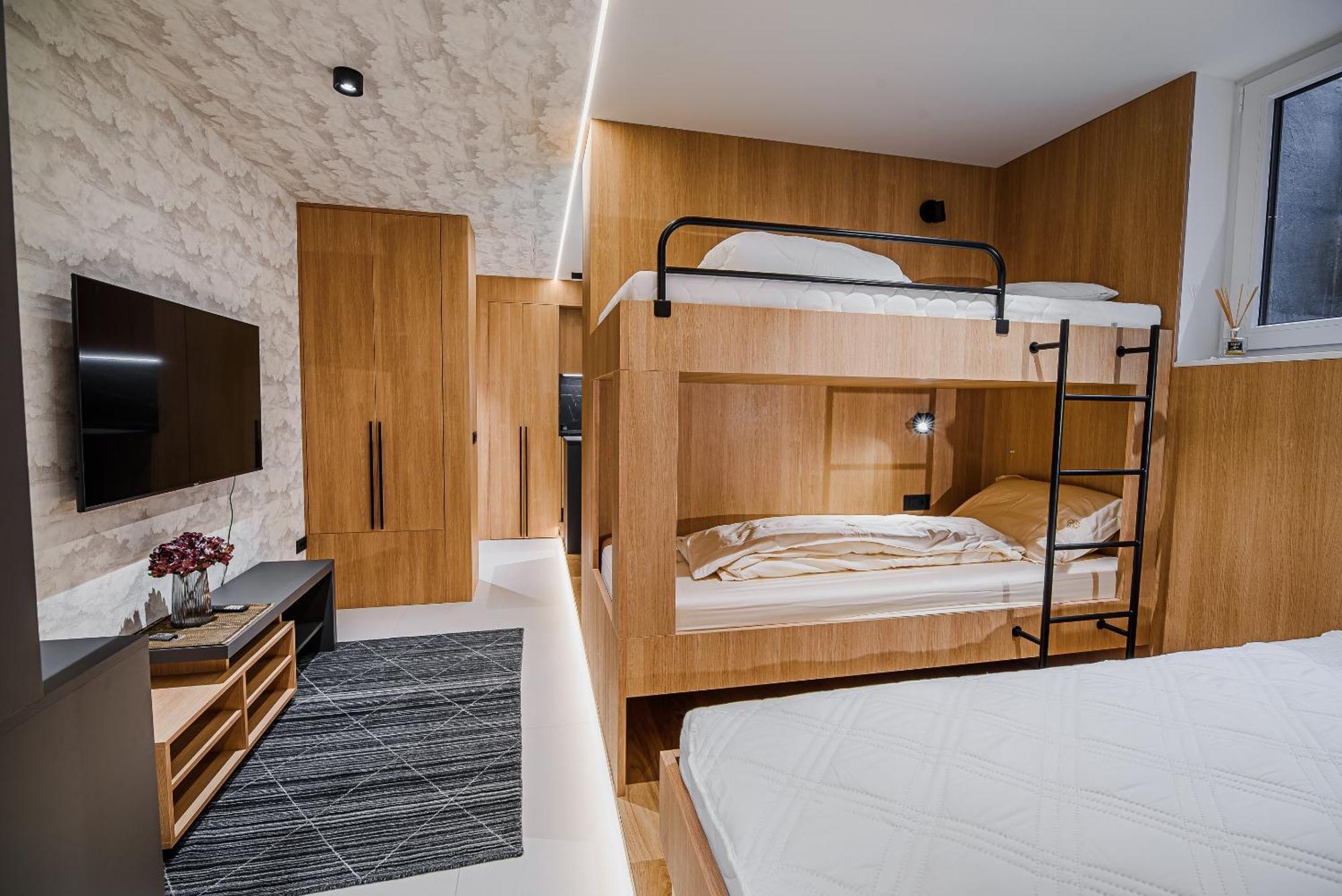 Apartments Slavec With Free Onsite Parking Kranjska Gora Quarto foto